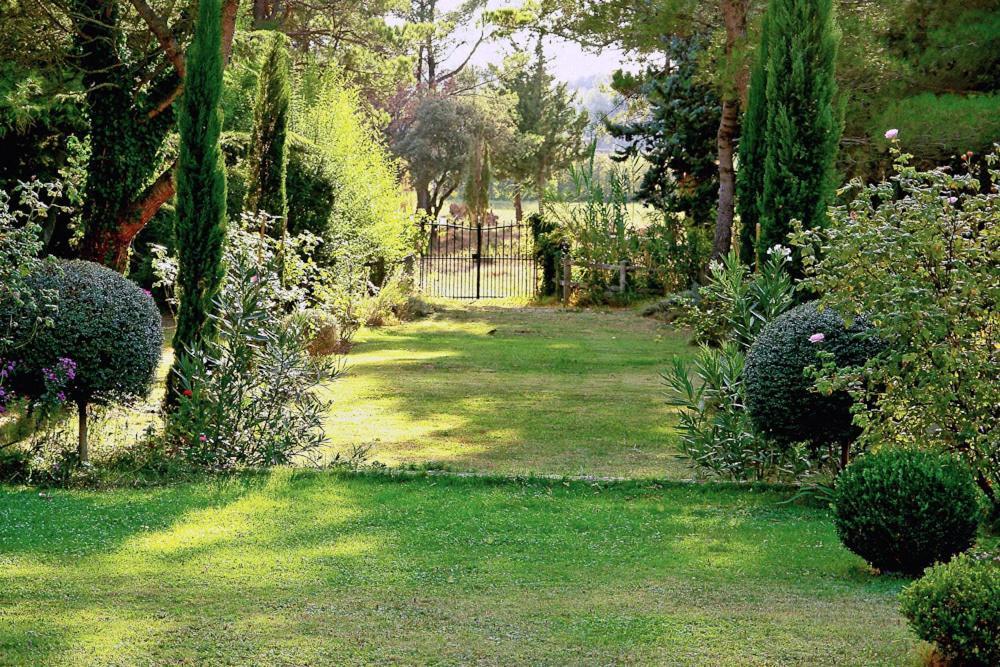 Le Domaine De Saint Veran Orgon Εξωτερικό φωτογραφία